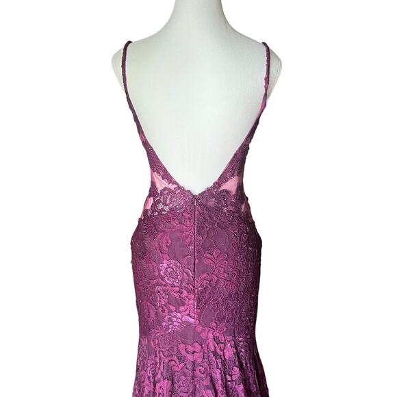 La Femme Women's 8 Dark Berry Deep V-neck Stretch Sparkle Embellished Lace Gown - Picture 9 of 16